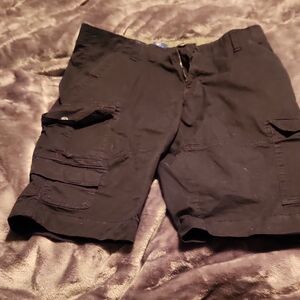 Men'sGeorge Black At The Knee Cargo Shorts. Size 34